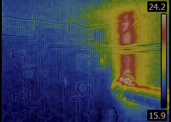 Thermal image showing water leak